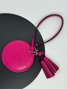 Rare Retired Coach Pink Leather Compact Mirror Bag Charm Tassel Keychain EUC